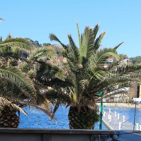 Season4All Apartments Mali Lošinj Eksteriør billede