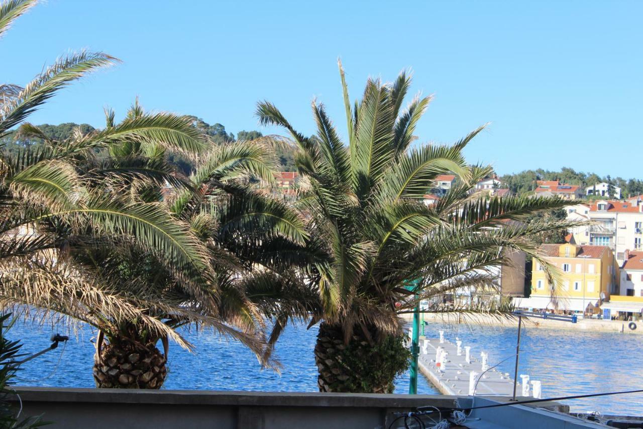 Season4All Apartments Mali Lošinj Eksteriør billede