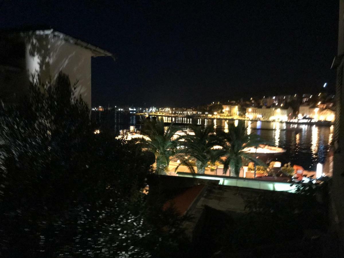 Season4All Apartments Mali Lošinj Eksteriør billede